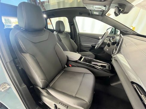 New 2025 Volkswagen ID.4 Pro S Plus image 12