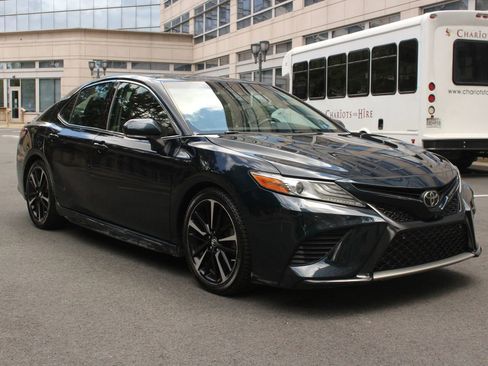Used 2018 Toyota Camry XSE w/ Driver Assist Package FWD image 1