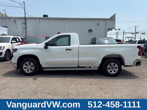 Used 2025 Chevrolet Silverado 1500 W/T RWD image 6