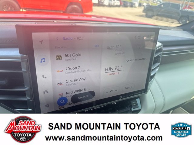 Used 2023 Toyota Sequoia Capstone AWD/4WD image 24