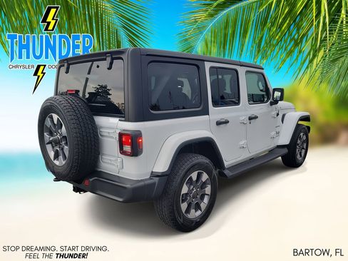 Used 2023 Jeep Wrangler Sahara w/ Cold Weather Group image 4