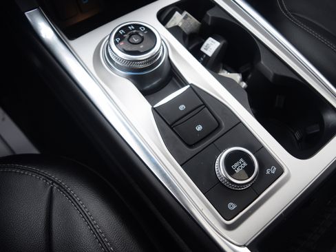 Used 2023 Ford Explorer Limited w/ Equipment Group 301A image 12