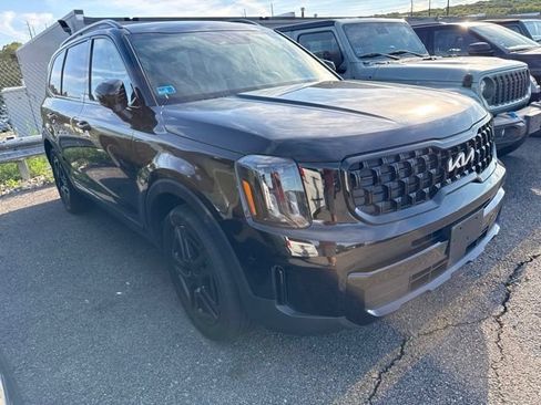 Used 2024 Kia Telluride EX X-Line AWD/4WD image 2