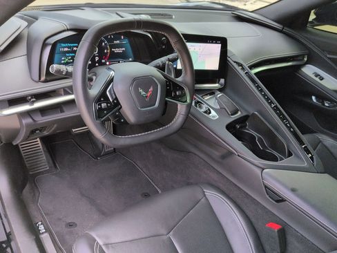 Used 2024 Chevrolet Corvette Stingray Convertible w/ 1LT RWD image 10