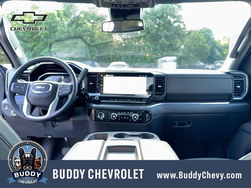 Used 2023 GMC Sierra 1500 SLT w/ X31 Off-Road Package AWD/4WD image 31
