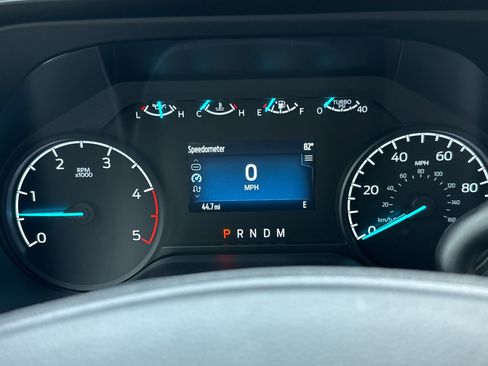 New 2026 Ford F250 XL w/ FX4 Off-Road Package AWD/4WD image 9
