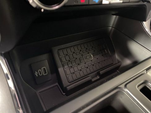 Used 2025 Ford F150 XLT w/ Equipment Group 302A MID image 24