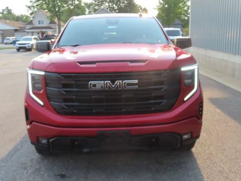 Used 2024 GMC Sierra 1500 Elevation AWD/4WD image 11