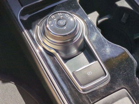 Used 2019 Ford Edge SE image 17