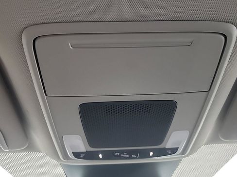 Certified 2023 Honda Pilot EX-L image 33