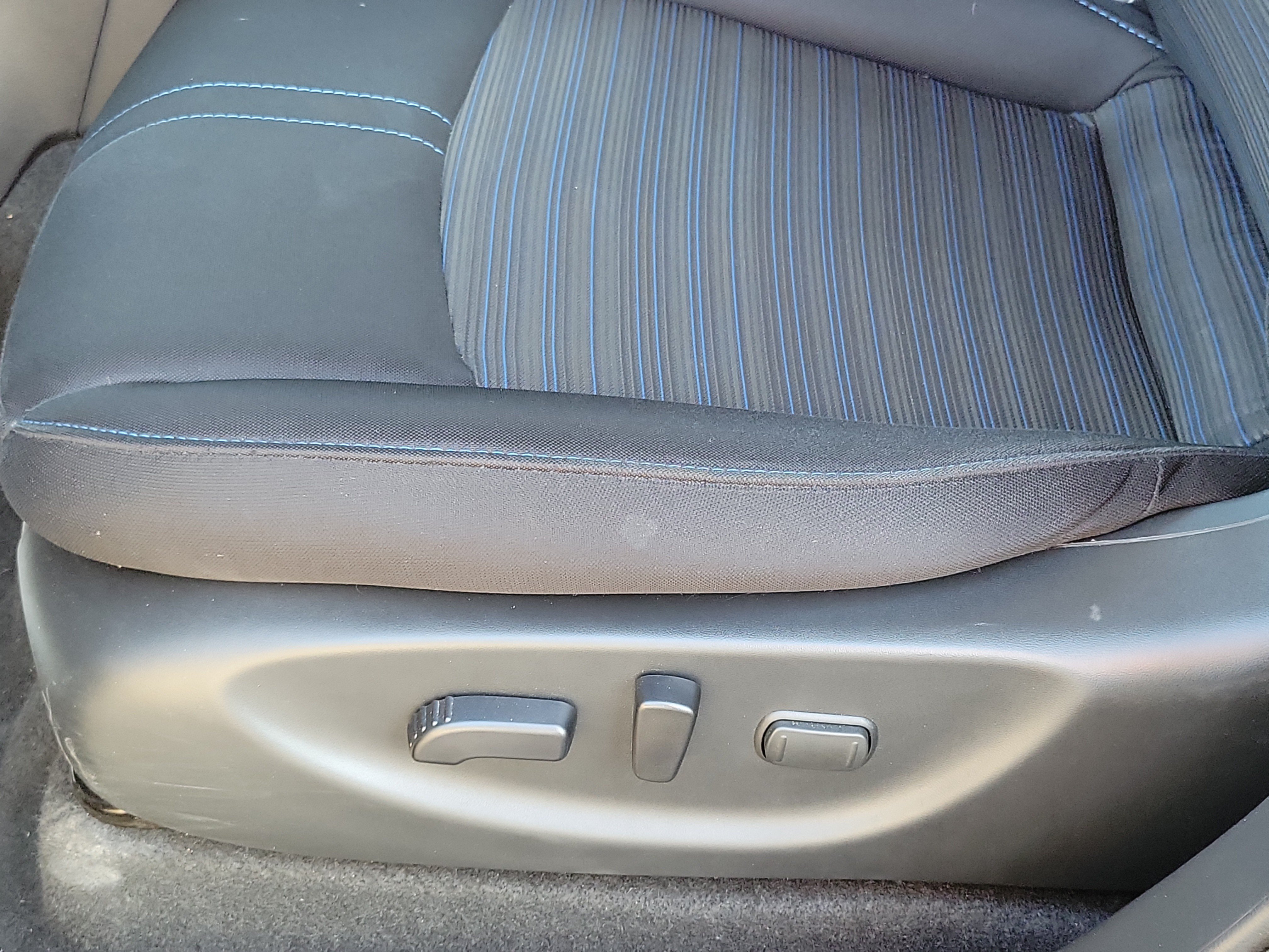 Used 2025 Nissan Leaf SV Plus FWD image 19