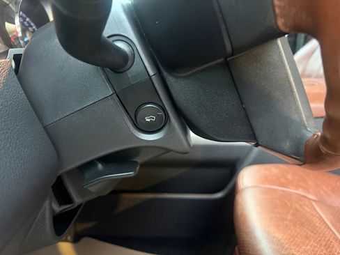 Used 2011 Ford F350 King Ranch w/ King Ranch w/Chrome Pkg image 19