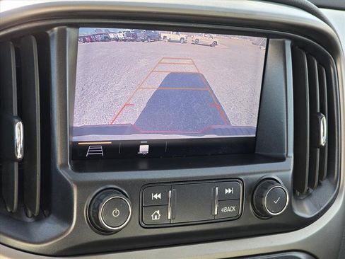 Used 2019 Chevrolet Colorado Z71 image 5