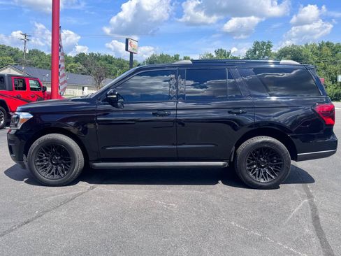 Used 2024 Ford Expedition Limited RWD image 7