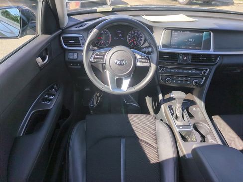 Used 2020 Kia Optima S image 18