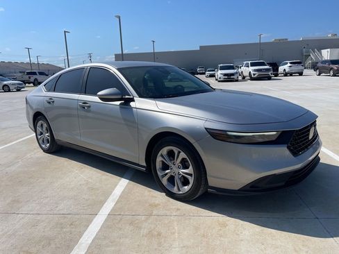 Used 2024 Honda Accord LX image 3