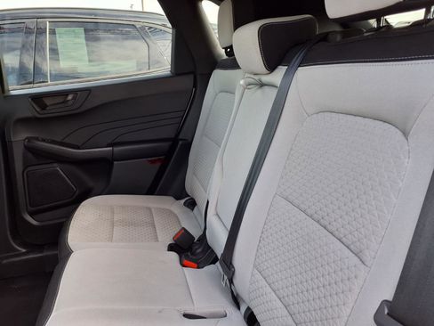Used 2023 Ford Escape Active AWD/4WD image 7
