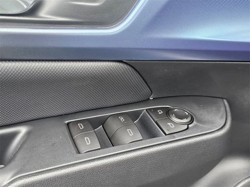 New 2026 Chevrolet Equinox EV LT image 24