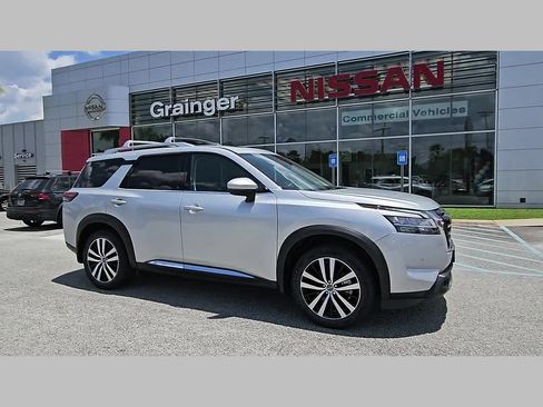 Used 2024 Nissan Pathfinder Platinum w/ Cargo Package FWD image 38