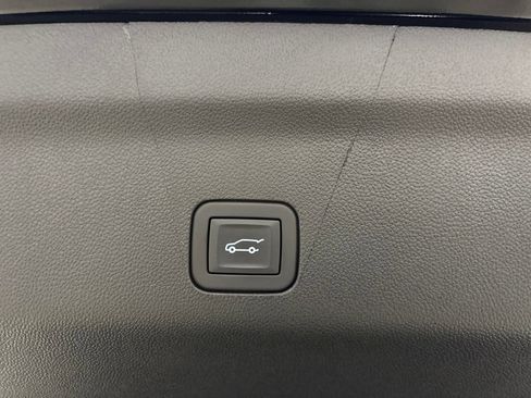 Used 2026 Chevrolet Tahoe High Country w/ Sun And Tow Package AWD/4WD image 38