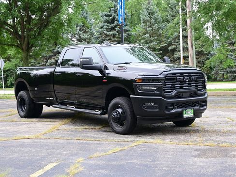 New 2026 RAM 3500 Tradesman w/ Safety Group AWD/4WD image 18