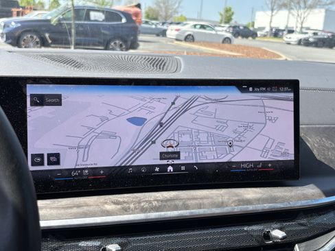 Used 2024 BMW X5 sDrive40i w/ Premium Package image 24