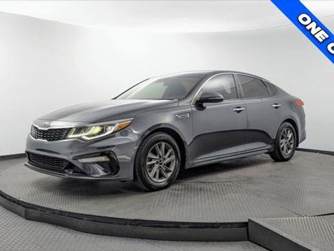 Used 2020 Kia Optima LX FWD image 2