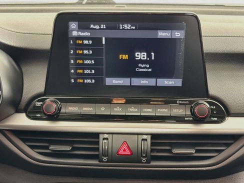 Used 2019 Kia Forte LXS FWD image 15