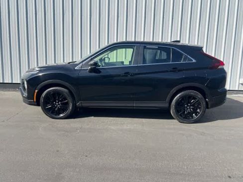Used 2024 Mitsubishi Eclipse Cross LE image 3