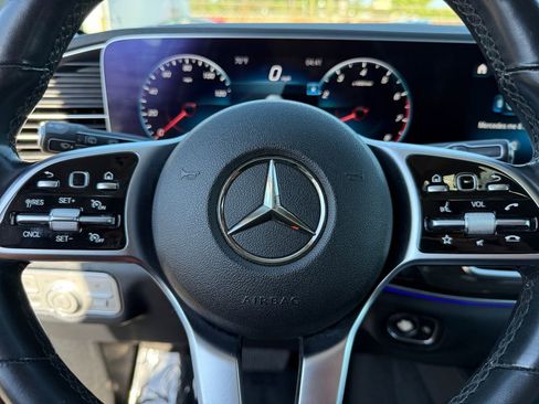 Used 2020 Mercedes-Benz GLE 450 4MATIC w/ Premium Package image 21