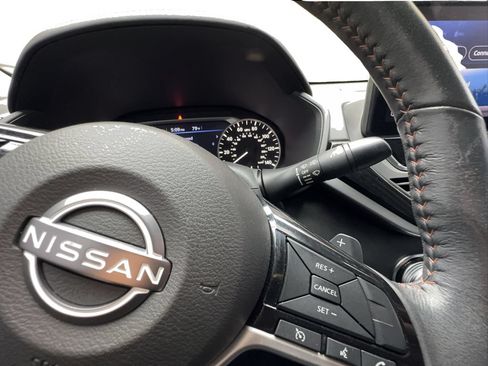 Used 2023 Nissan Altima 2.5 SR w/ SR Premium Package AWD/4WD image 39