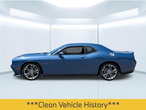 Used 2021 Dodge Challenger R/T image 2