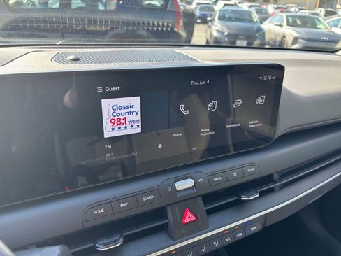Used 2025 Kia K4 FWD image 17