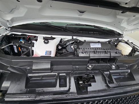 Used 2025 Chevrolet Express 2500 Extended w/ Communications Package image 7