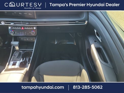 Used 2025 Hyundai Tucson SEL image 17