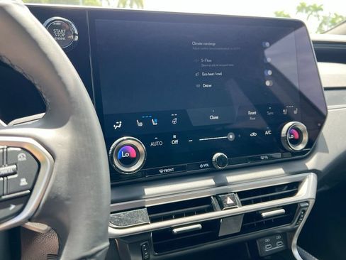 Certified 2025 Lexus RX 350 Premium FWD image 17