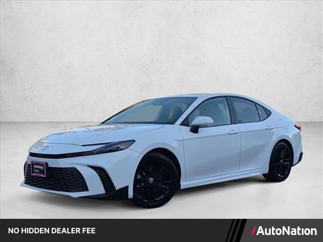 Certified 2025 Toyota Camry SE FWD image 1