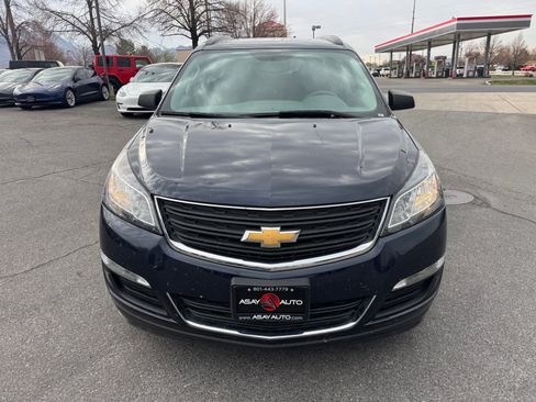 Used 2017 Chevrolet Traverse LS image 8