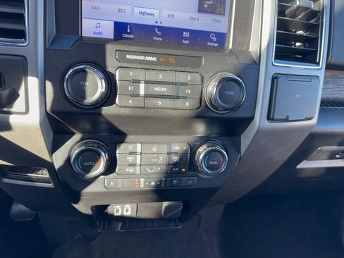 Certified 2019 Ford F150 Lariat image 20