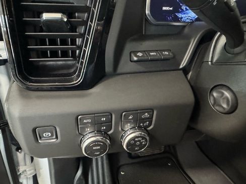 Used 2026 GMC Sierra 1500 AT4 w/ AT4 Premium Package AWD/4WD image 19