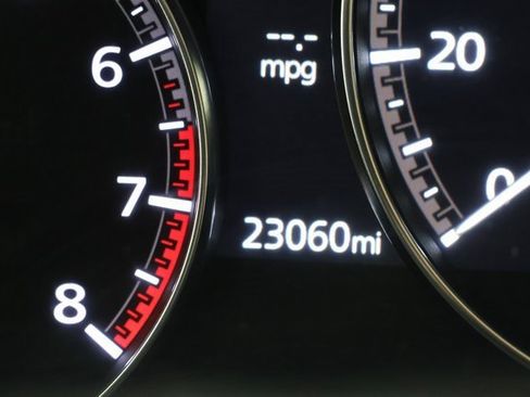 Used 2023 MAZDA CX-30 AWD 2.5 S w/ Premium Package image 13