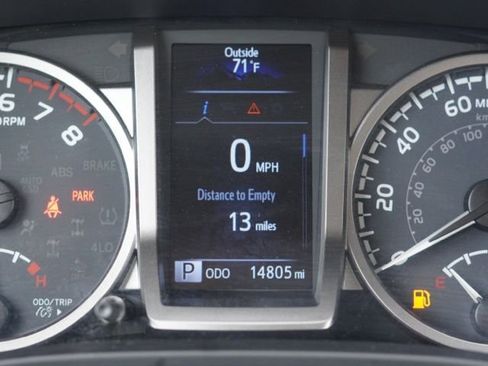 Used 2023 Toyota Tacoma SR5 image 21