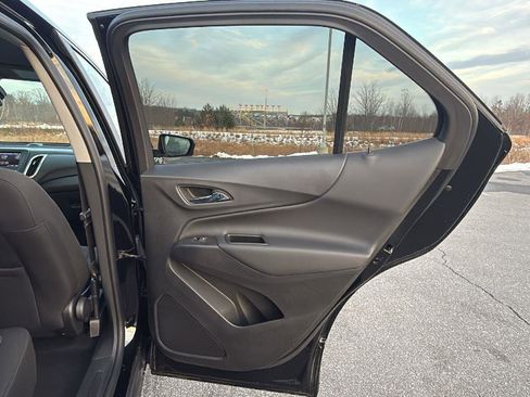 Used 2022 Chevrolet Equinox LT image 20