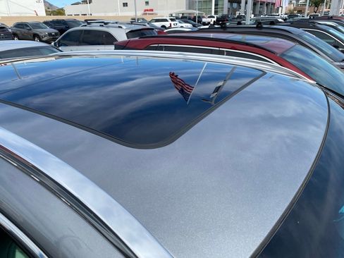 Used 2025 Genesis GV80 3.5T Prestige image 5