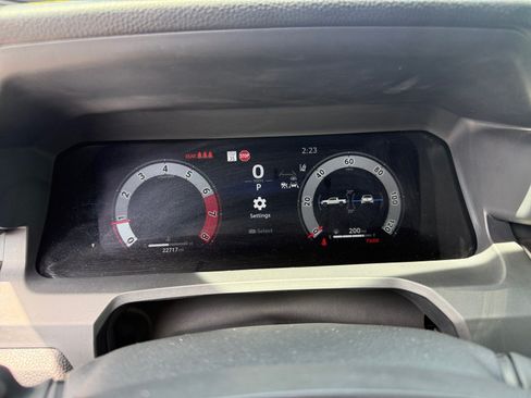 Used 2024 Toyota Tacoma TRD Off-Road AWD/4WD image 26