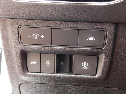 Used 2022 Hyundai Sonata Limited FWD image 28