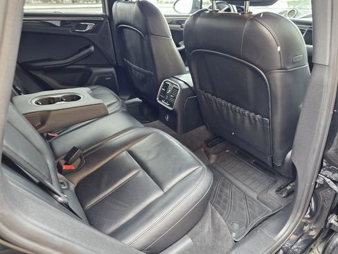 Used 2017 Porsche Macan S AWD/4WD image 24