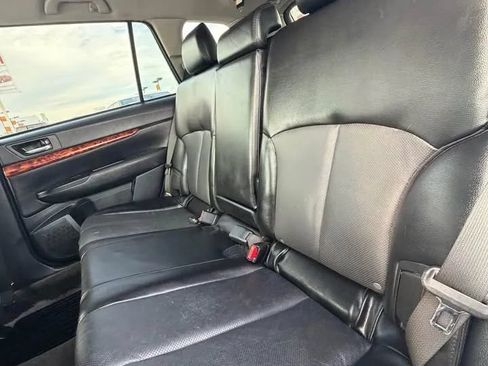 Used 2012 Subaru Outback 2.5i Limited w/ Popular Pkg 1B AWD/4WD image 9