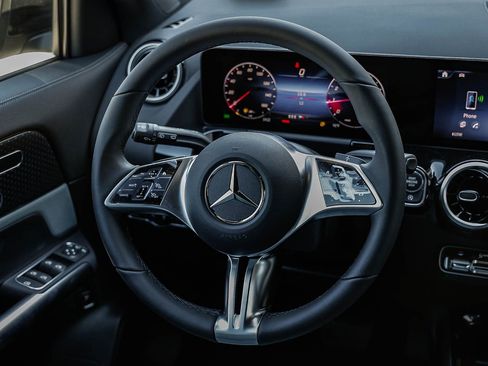 New 2026 Mercedes-Benz GLA 250 image 13