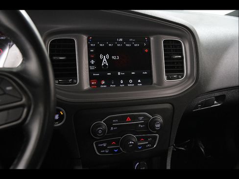 Used 2023 Dodge Charger SXT RWD image 9
